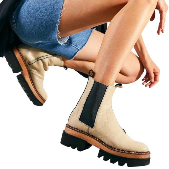 Free People Vance Chelsea Clog Boots, Oatmeal - NIB - Picture 7 of 7